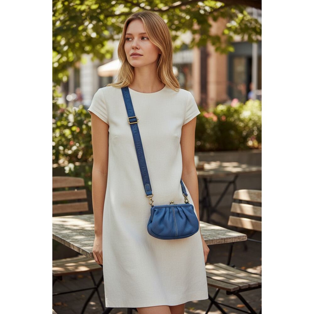 Tommy Hilfiger Crossbody Purse Snap Close Blue/Green Leather Retro Unique Preppy